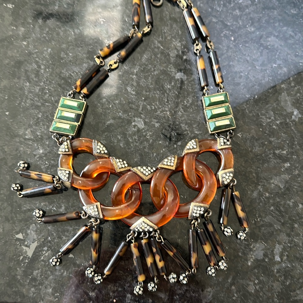 Tortoise shell plastic chain necklace